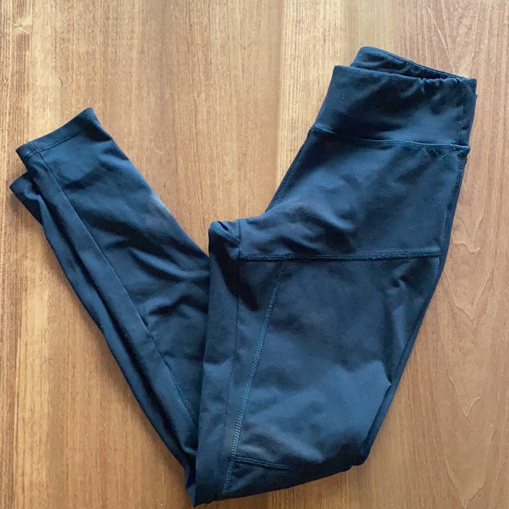 Jessica Simpson the warm up black leggings